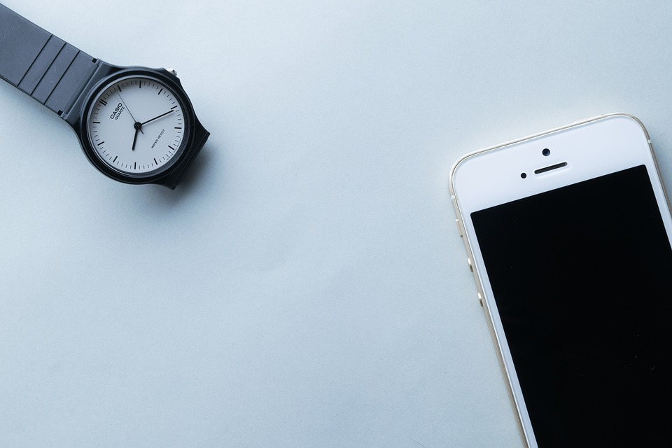 企業(yè)開展稅務(wù)籌劃是自己進(jìn)行還是請(qǐng)稅務(wù)籌劃公司好