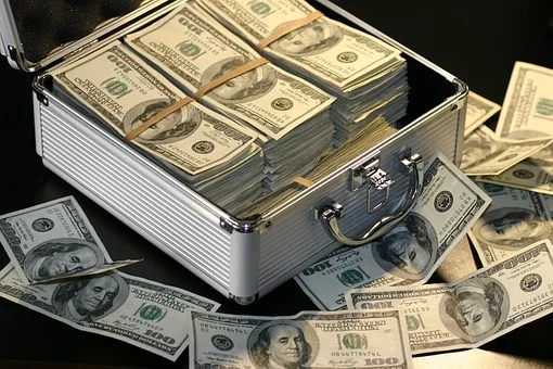 公司注冊(cè)還需要實(shí)繳注冊(cè)資金嗎？填寫(xiě)多少合適？