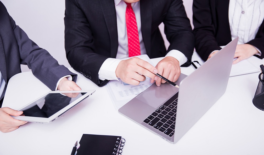 公司注冊香港，不在香港開戶可以嗎?